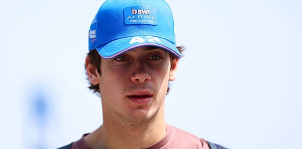 Franco Colapinto en el paddock de la Fórmula 1