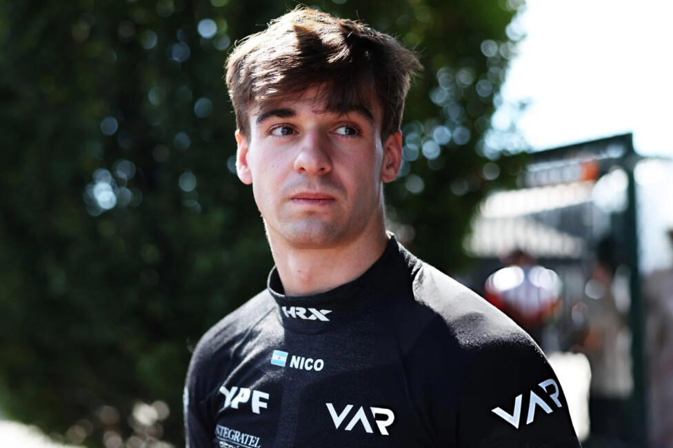 Nicolás Varrone, piloto argentino de automovilismo.