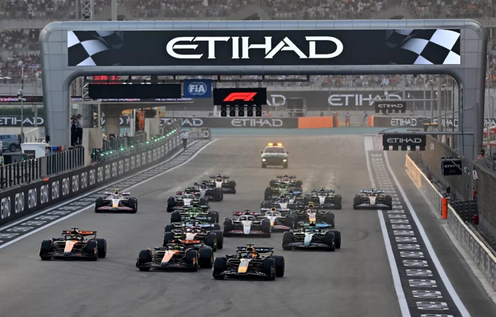 Grilla de partida de la Fórmula 1 en el circuito de Yas Marina