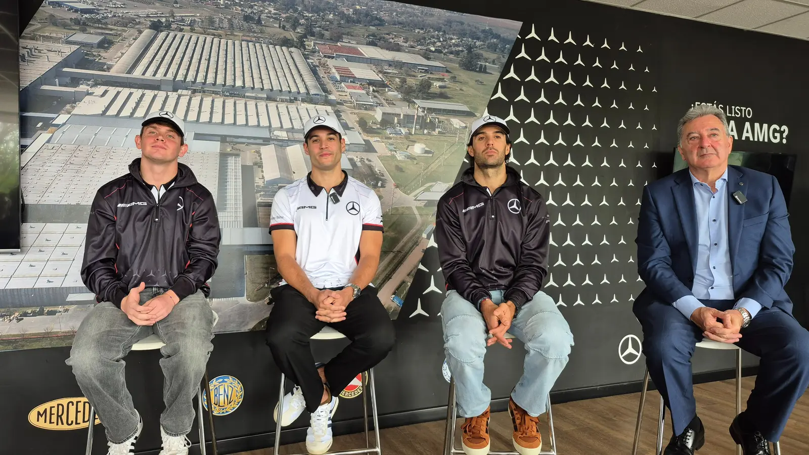 Pilotos y directivos de Mercedes en el Turismo Carretera