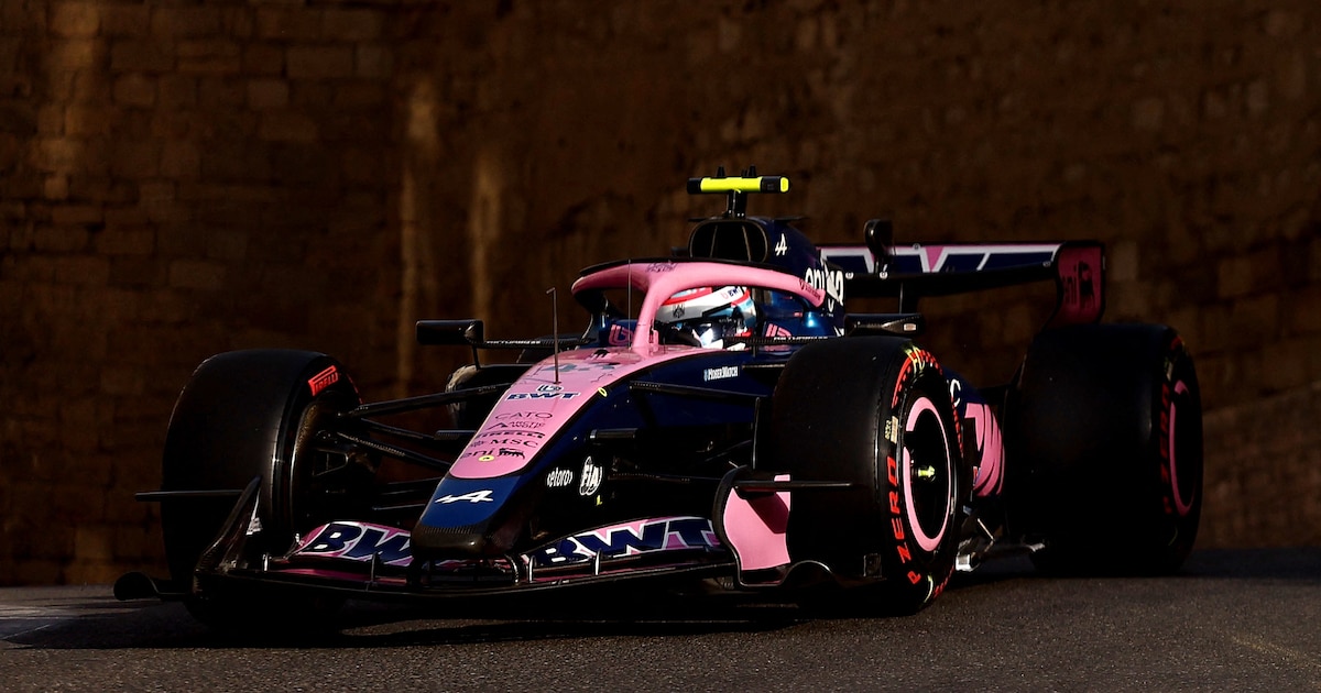 Monoplaza de Alpine en pista durante una sesión oficial de la temporada de Fórmula 1