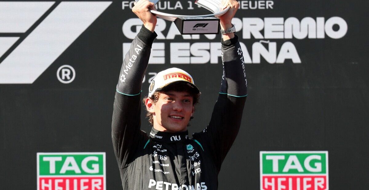 Kimi Antonelli celebra su victoria en el Gran Premio de España de Fórmula 1.